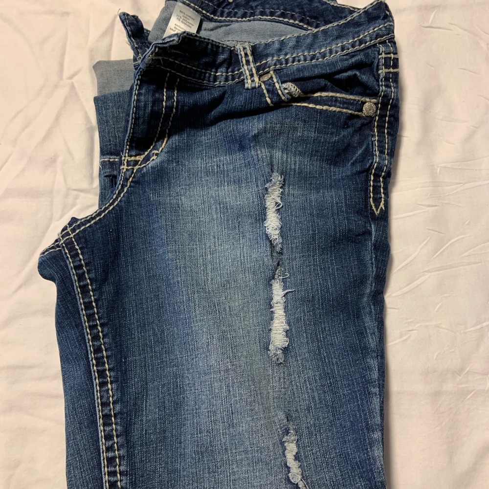 Capris - Picture 3 of 3
